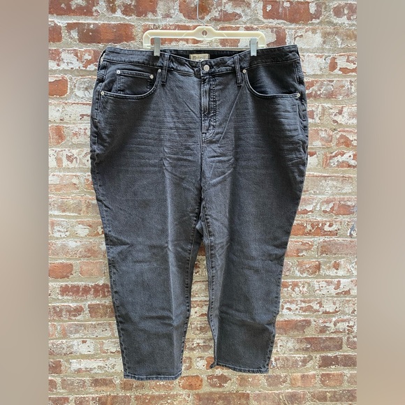 Madewell Curvy Perfect Vintage Jean, Size 26W and 24W in Lunar Wash NWT - Picture 1 of 13